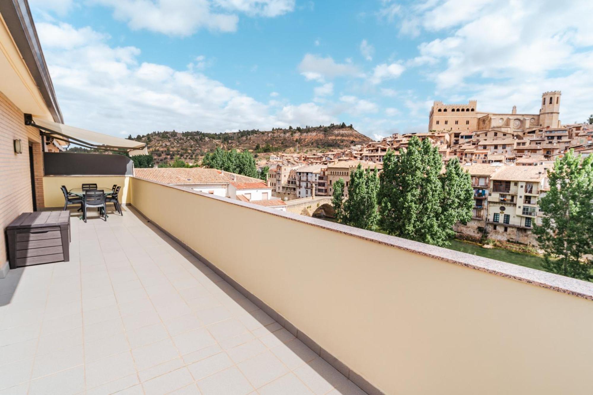 Casa Tio Pepe Valderrobres Apartment Luaran gambar