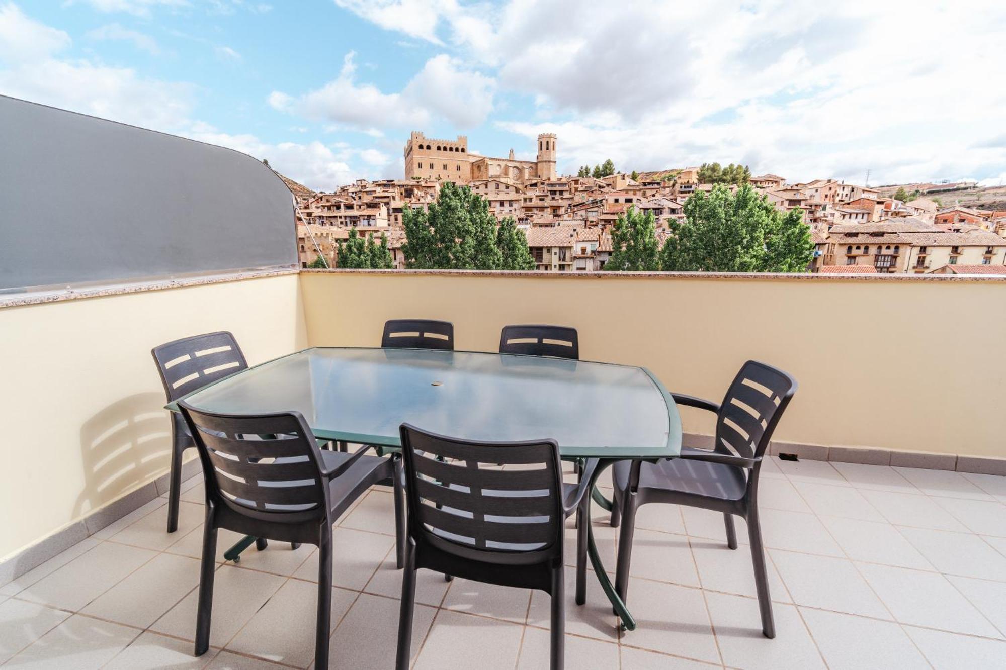 Casa Tio Pepe Valderrobres Apartment Luaran gambar