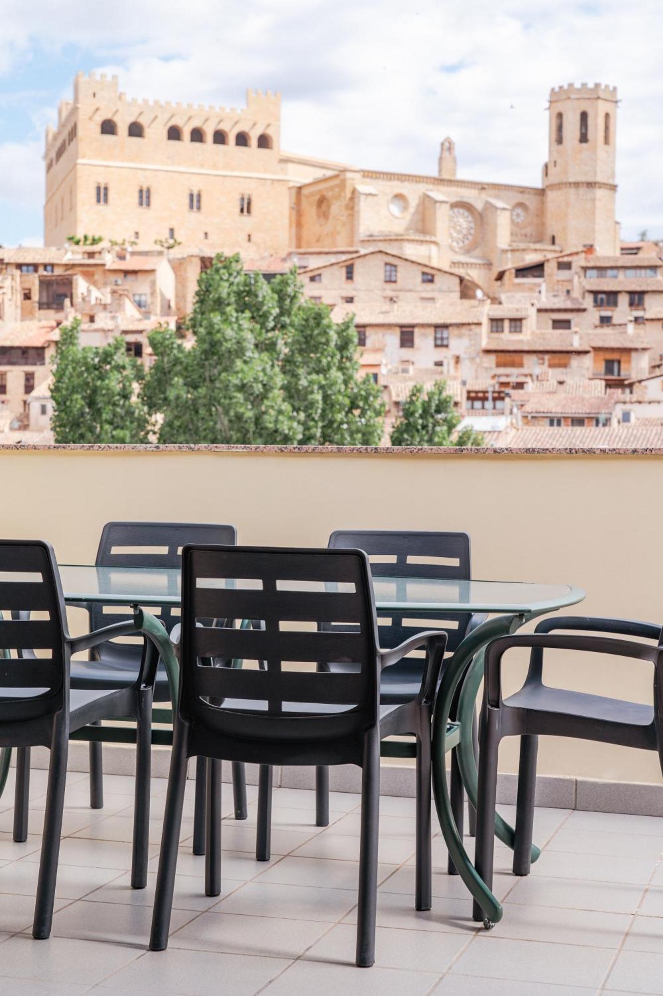 Casa Tio Pepe Valderrobres Apartment Luaran gambar
